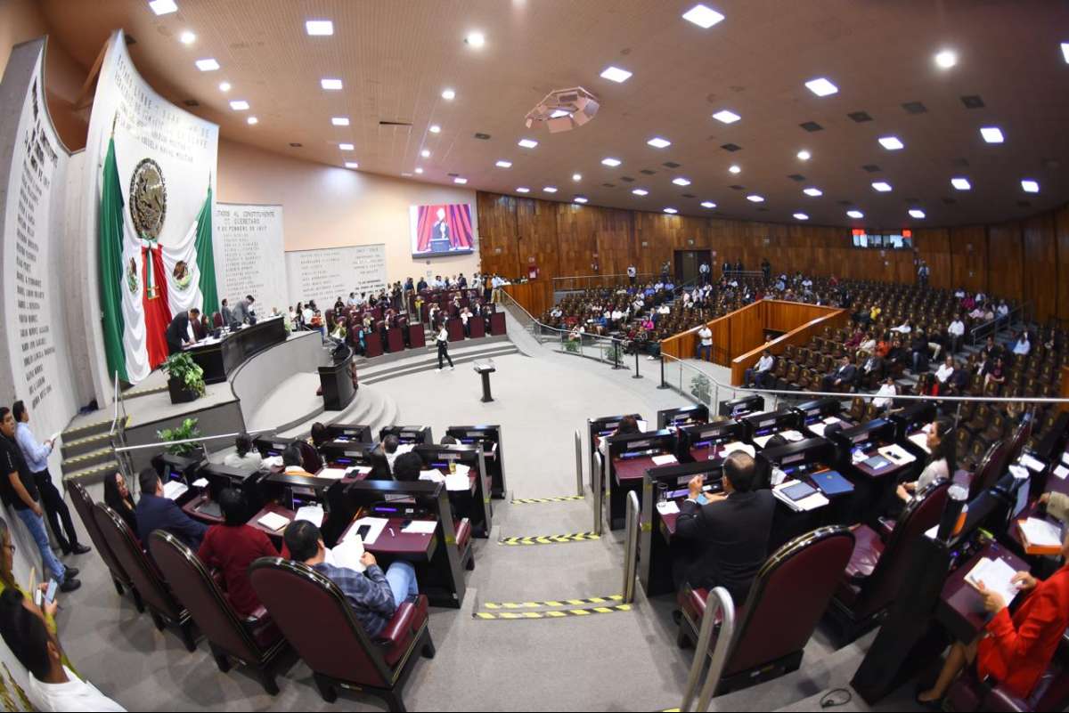 Aprueba Congreso la integración de 41 Comisiones Permanentes   