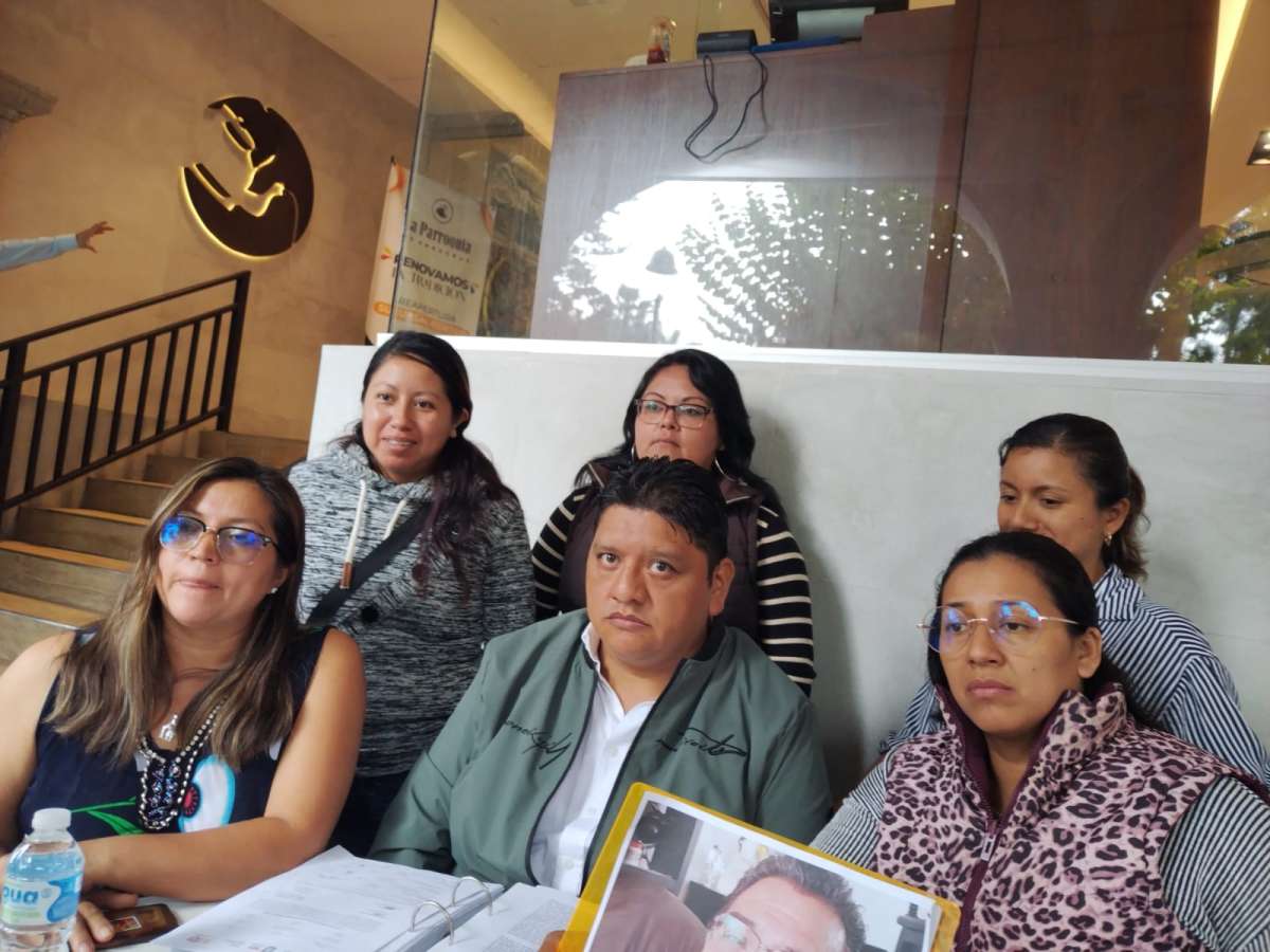 Denuncian mal manejo de sus aportaciones por tesorero de APF de la secundaria Ignacio de la Llave de Coatepec  