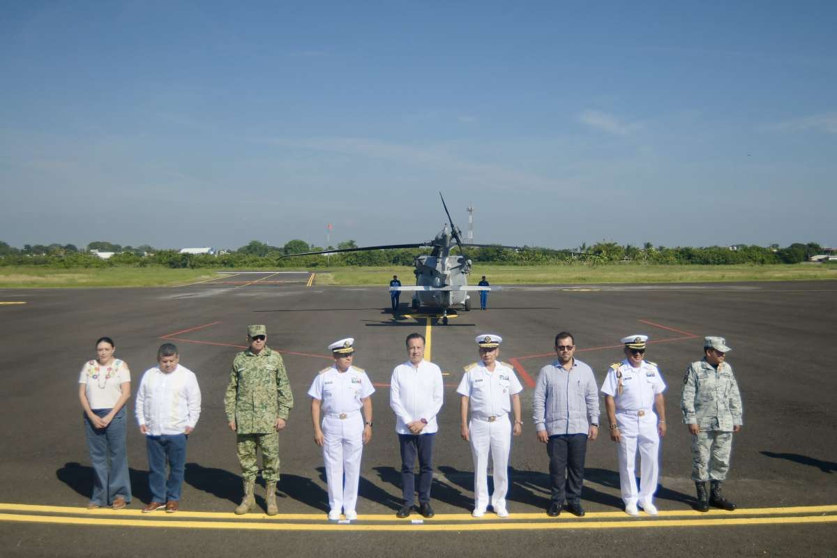 Más desarrollo económico para Tuxpan; reinaugura Gobernador la pista aérea   