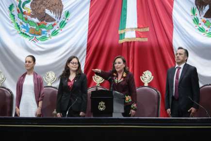 UNA MUJER CAPAZ, FUERTE Y PREPARADA HOY GOBIERNA VERACRUZ