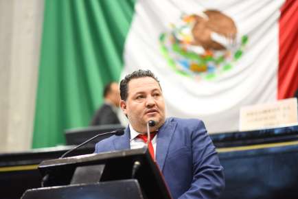 Solicita diputado invertir recursos en Centro de Salud de Alto Lucero   