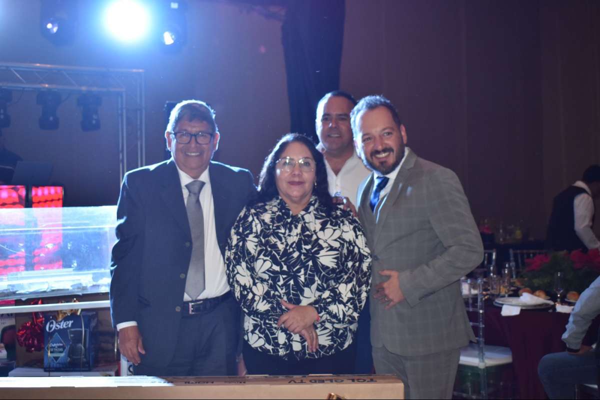 SEV proyecta construcción de Centros Regionales de la UPV