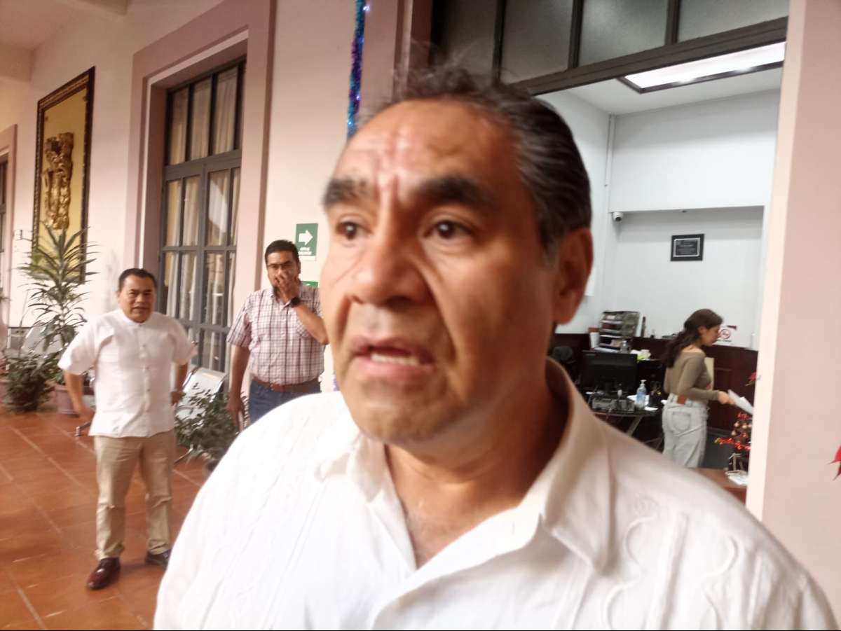 Se buscará homologar salarialmente a más de 1,500 trabajadores de base del ayuntamiento de Xalapa