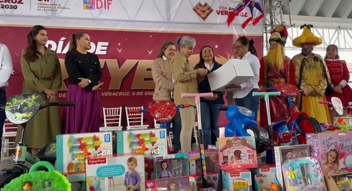 DIF entrega más de 8 mil juguetes a niñas y niños por Día de Reyes   