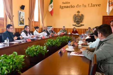 Rocío Nahle preside Mesa de Seguridad en Orizaba   