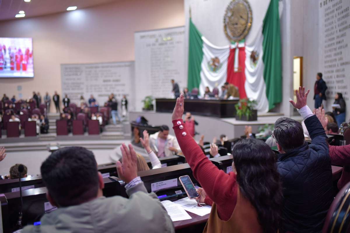 Reciben del Poder Judicial datos de vacantes e interesados en proceso electoral   