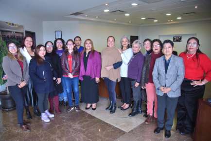 Se reúnen diputadas con presidenta del Poder Judicial y mujeres feministas   