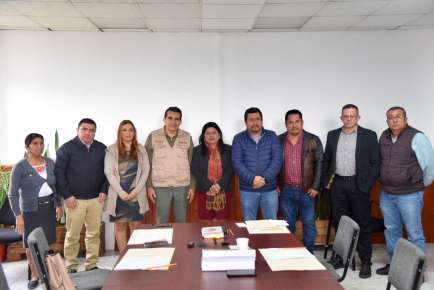 Recibe diputado Esteban Bautista a ediles del distrito de Álamo