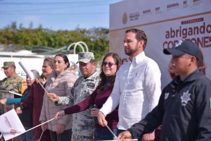 Participa Congreso del Estado en el inicio de la caravana “Abrigando Corazones”