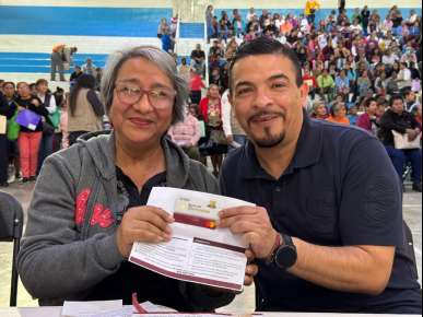 Las jefas de familia contribuyen en la construcción de una sociedad fuerte y con valores: Gómez Cazarín*