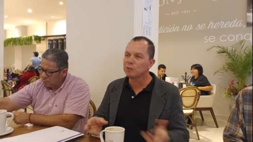 Mejorar infraestructura y servicios públicos, prioridades que debe atender comuna de Banderilla: Richard Rivera