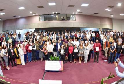 Exhorta Congreso a municipios a actuar con transparencia y legalidad