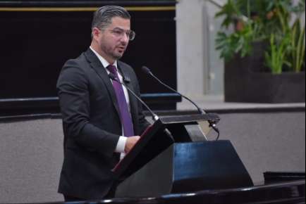 Propone diputado sancionar la usurpación de la profesión de médico cirujano plástico