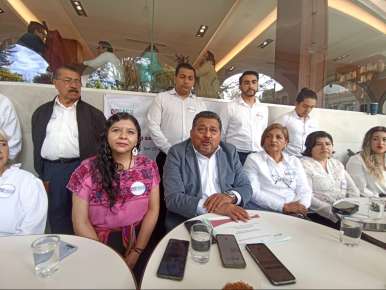Aspirante independiente a la alcaldía de Xalapa pide apoyo a electores capitalinos para que respalden su candidatura