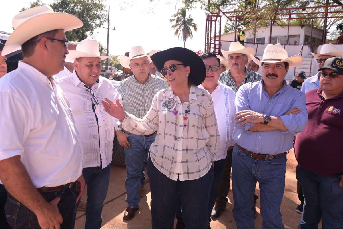 Gobernadora supervisa avances en el Punto de Verificación Paralelo 18