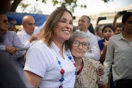 Gobernadora optimiza módulos de licencias y emplacamiento