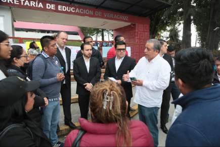 Tras una hora, liberan instalaciones de la SEV, diálogo y puertas abiertas, reitera Tello