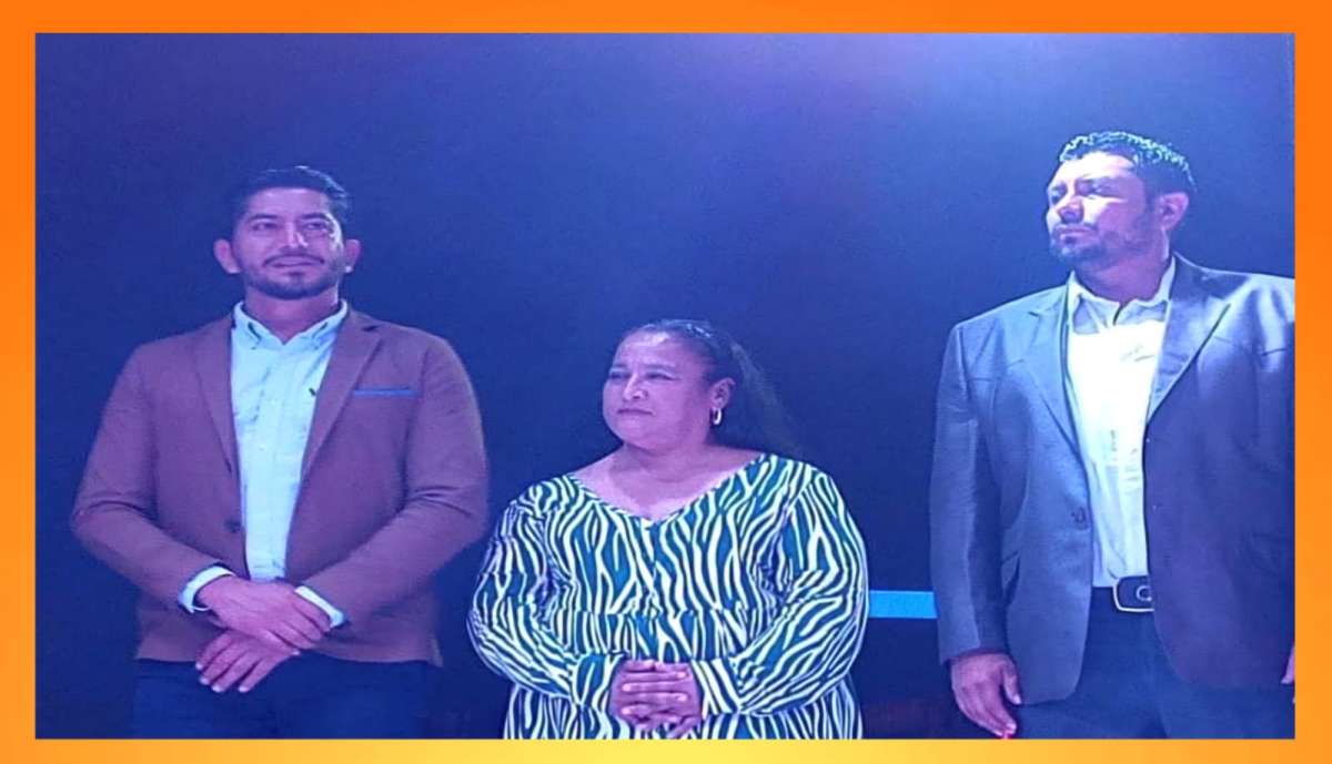 EDILES DEL AYUNTAMIENTO DE COSAUTLAN DE CARVAJAL RETIENEN NOMINA DE TRABAJADORES.