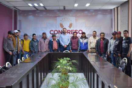 Atiende diputado solicitudes presentadas por ciudadanos de Altotonga      