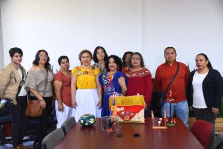 Promoverá diputada destinar más espacios a la exhibición de artesanías