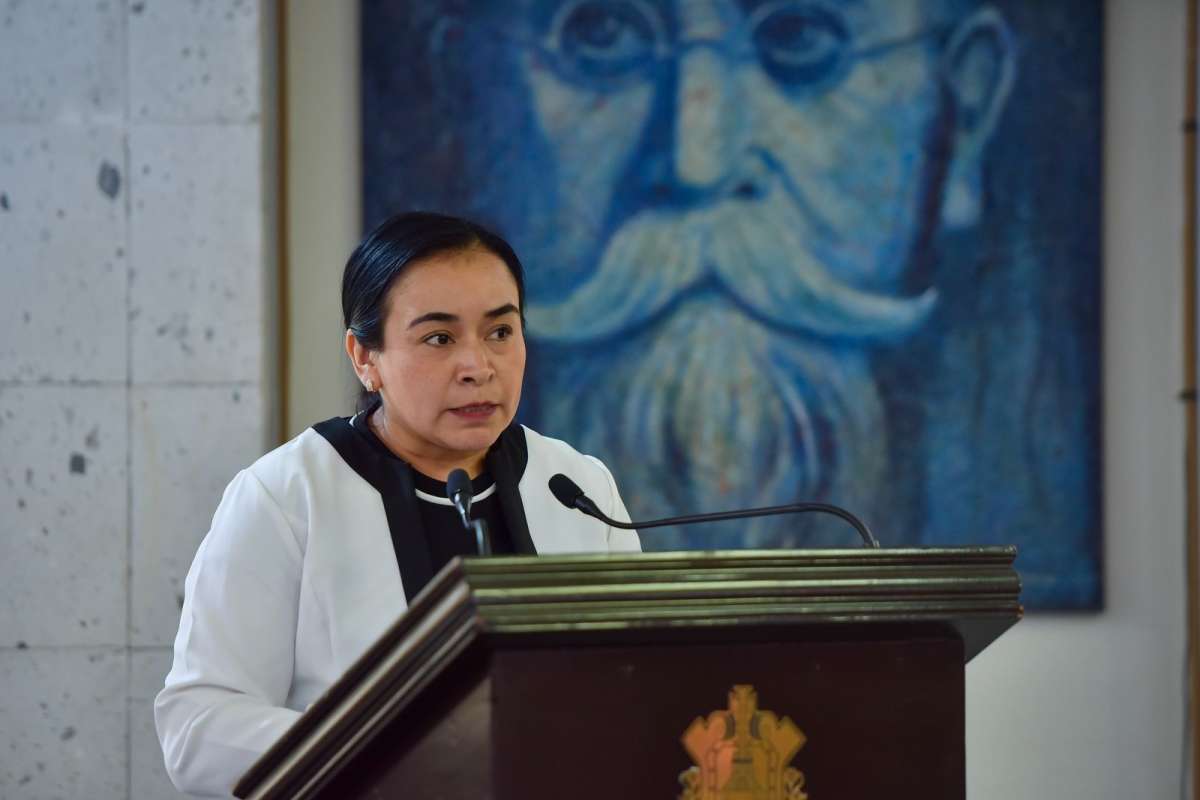 Llama diputada a continuar en la lucha por la defensa de la tierra