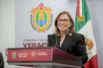 Gobierno del Estado y Sedatu regularizarán escuelas: Rocío Nahle