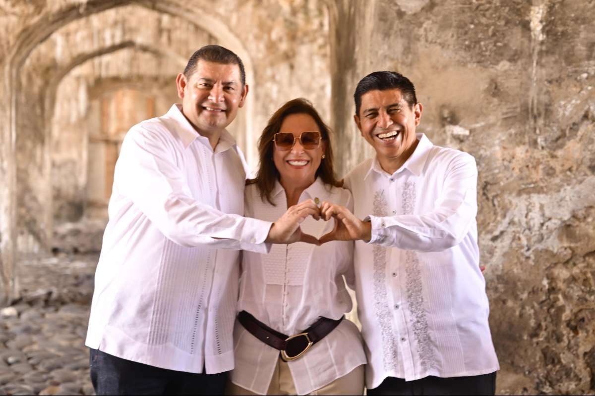 Visitan Rocío Nahle y gobernadores de Puebla y Oaxaca el Fuerte de San Juan de Ulúa