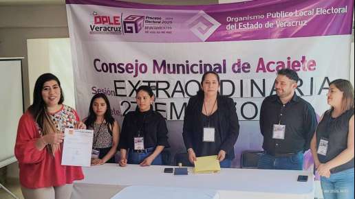 Se registra ante el OPLE María Guadalupe Saldaña Córdoba como candidata a la presidencia municipal de Acajete por el PT