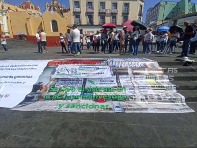 Agremiados del SITEM se manifiestan y piden solucionar conflicto de Secundaria Técnica que lleva 40 días en Veracruz puerto