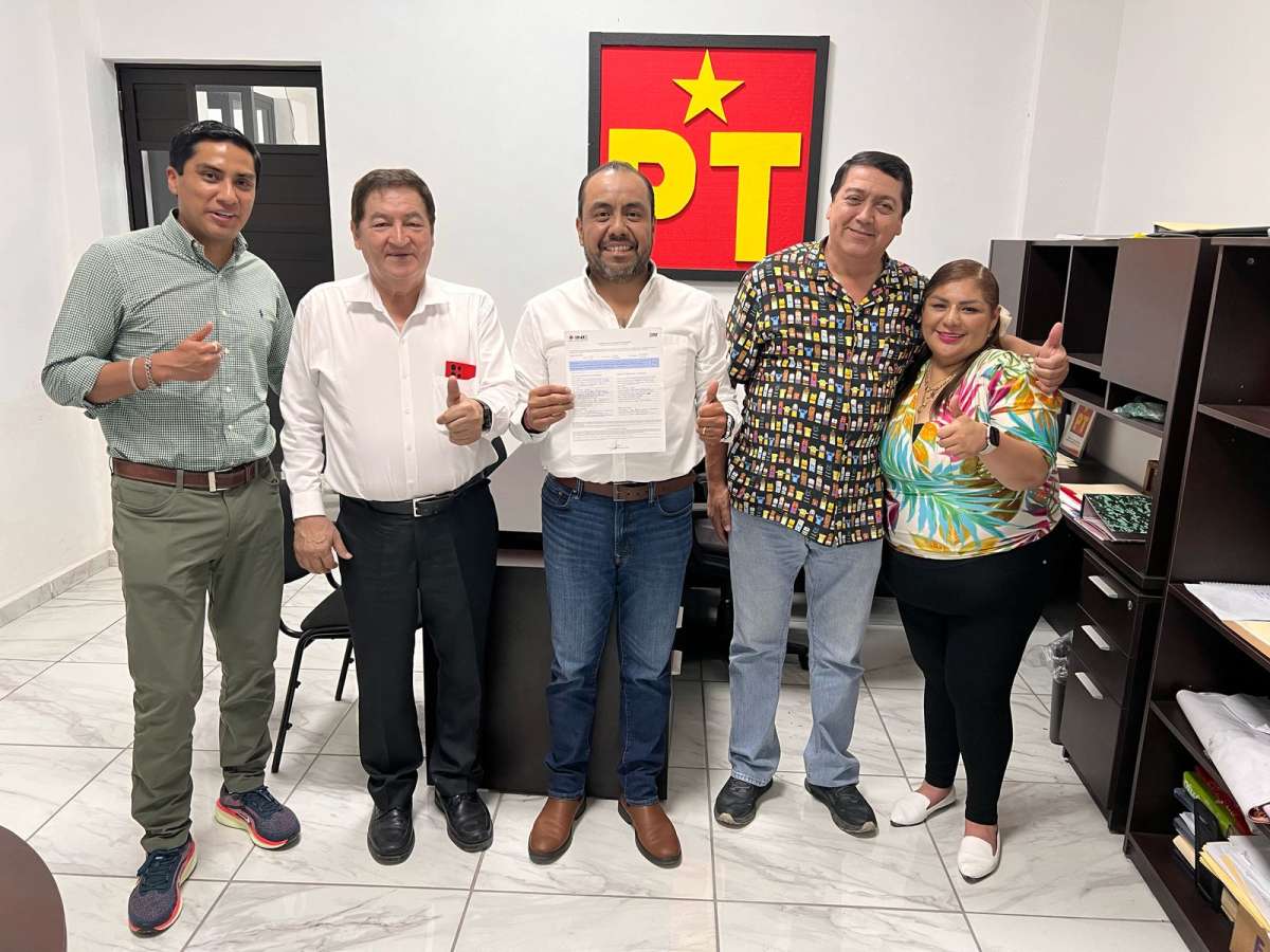 Es Gustavo Sánchez candidato a la alcaldía de Camerino Z. Mendoza por el Partido del Trabajo