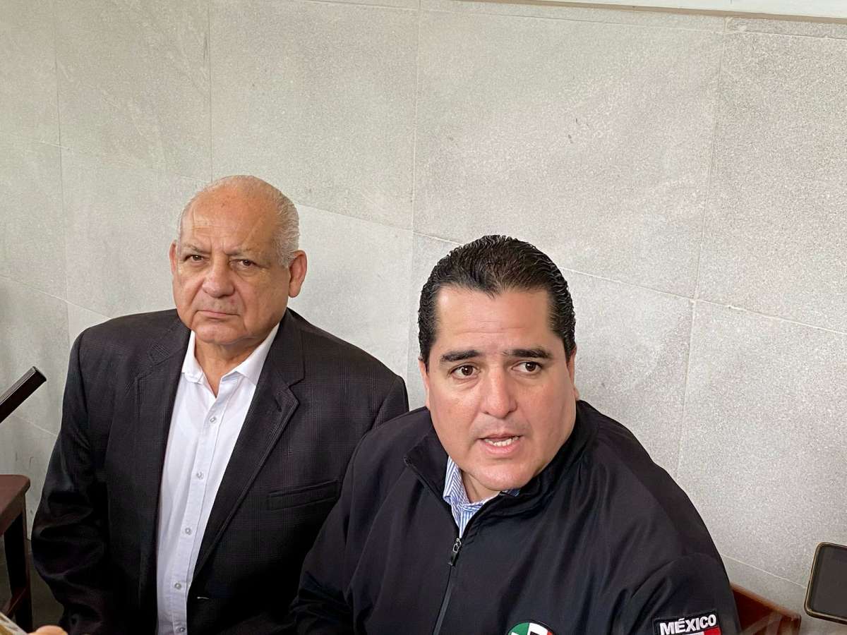 Pese a la inseguridad que viven los aspirantes a las alcaldías, el PRI registró ante el OPLE planillas en los 212 municipio
