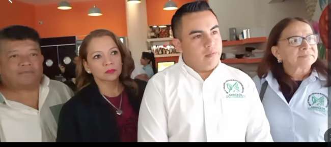 Carlos David Jácome Macías  dirigente del SUTSIEEEV da a conocer sus demandas sindicales