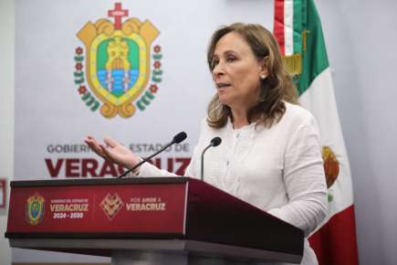 Inicia la compra de medicamentos oncológicos para el CECAN: Rocío Nahle   
