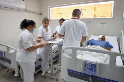 Secretario de Salud vrifica instalaciones hospitalarias para dignificar servicios de salud del gobierno estado