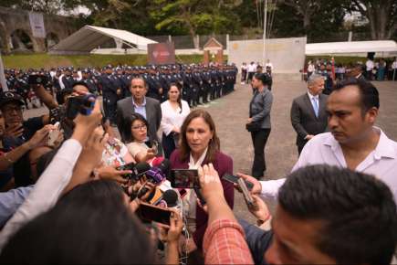 Gobernadora anuncia pago total al SAT sin nueva deuda y en 10 meses   