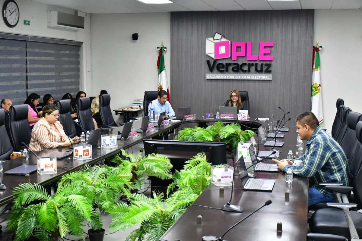 OPLE Veracruz da cumplimiento a la sentencia TEV-JDC-130/2025 y acumulados del Tribunal Electoral de Veracruz