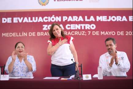 Diálogo educativo reúne a comunidad escolar y autoridades en Medellín
