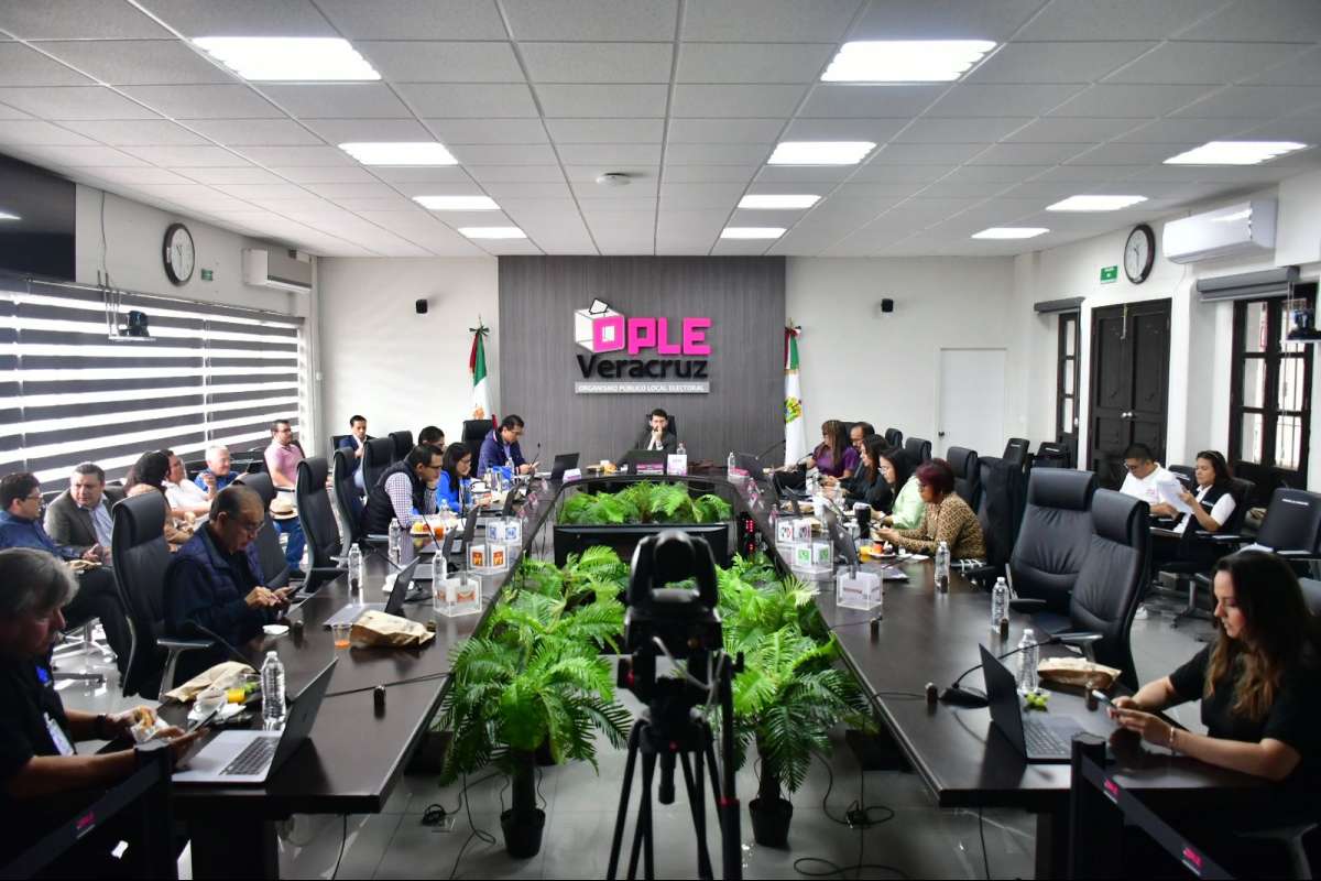 OPLE Veracruz realiza primer simulacro oficial del Programa de Resultados Electorales Preliminares