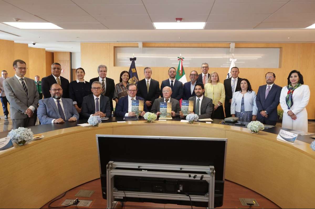 La Comisión de Vigilancia de la Auditoría Superior de la Federación recibió de la UNAM la Cuenta Anual 2024