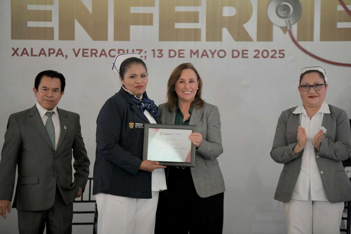 Personal de enfermería, columna vertebral de la salud: Gobierno de Veracruz   