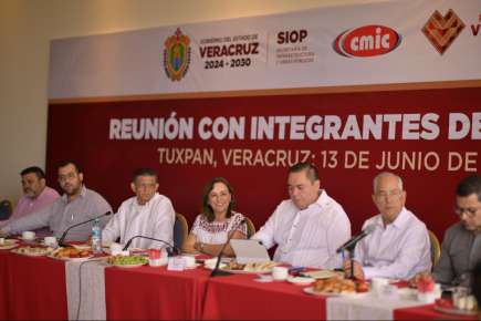 Rocío Nahle reafirma su compromiso: obras, finanzas sanas y rumbo claro para Veracruz