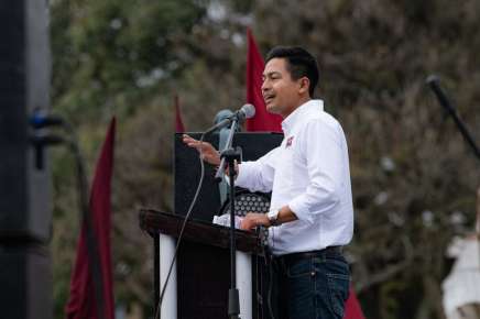 Nacho Luna llama a proteger el distintivo de Pueblo Mágico en Coatepec