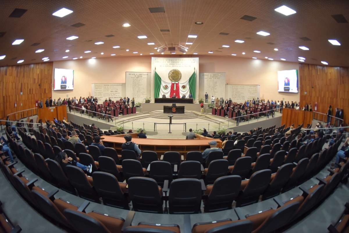 Ajusta Congreso la integración de siete Comisiones Permanentes