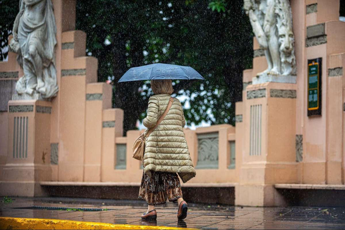 Continúa alertamiento por lluvias en Xalapa