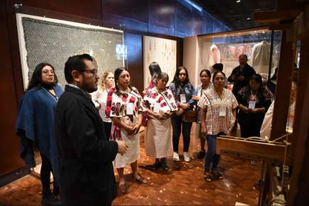 Arte textil veracruzano es premiado por FONART en certamen nacional