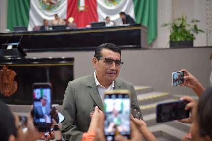 Gobernadora Rocío Nahle a la vanguardia con iniciativas de transparencia: Esteban Bautista    