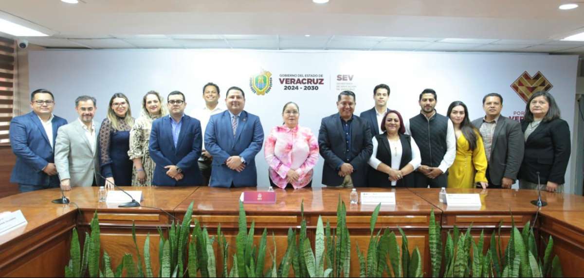 SEV y la STPSP certificarán a estudiantes de bachillerato en competencias laborales   