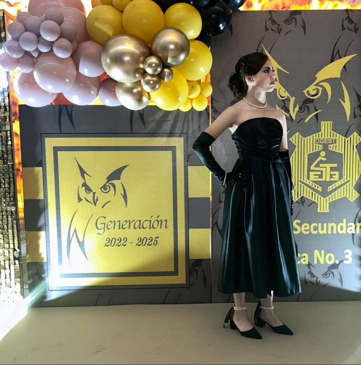 Se gradúa de la secundaria Samantha Sajhany Jácome Sánchez