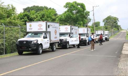 Camionetitas de la Salud llegan a Poza Rica y Ozuluama con más de 100 mil insumos médicos   