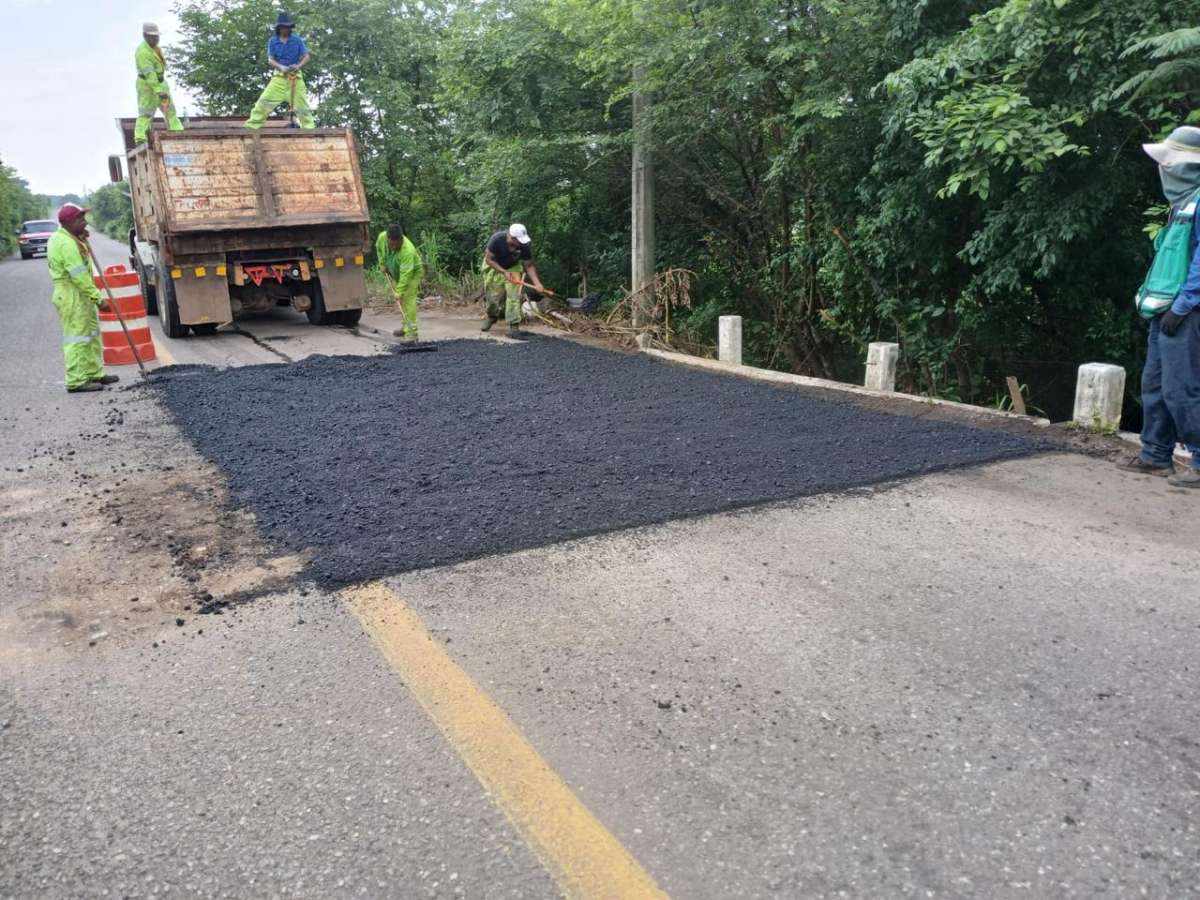 Interviene SICT puente El Obispo sobre la Carretera federal MEX 145   